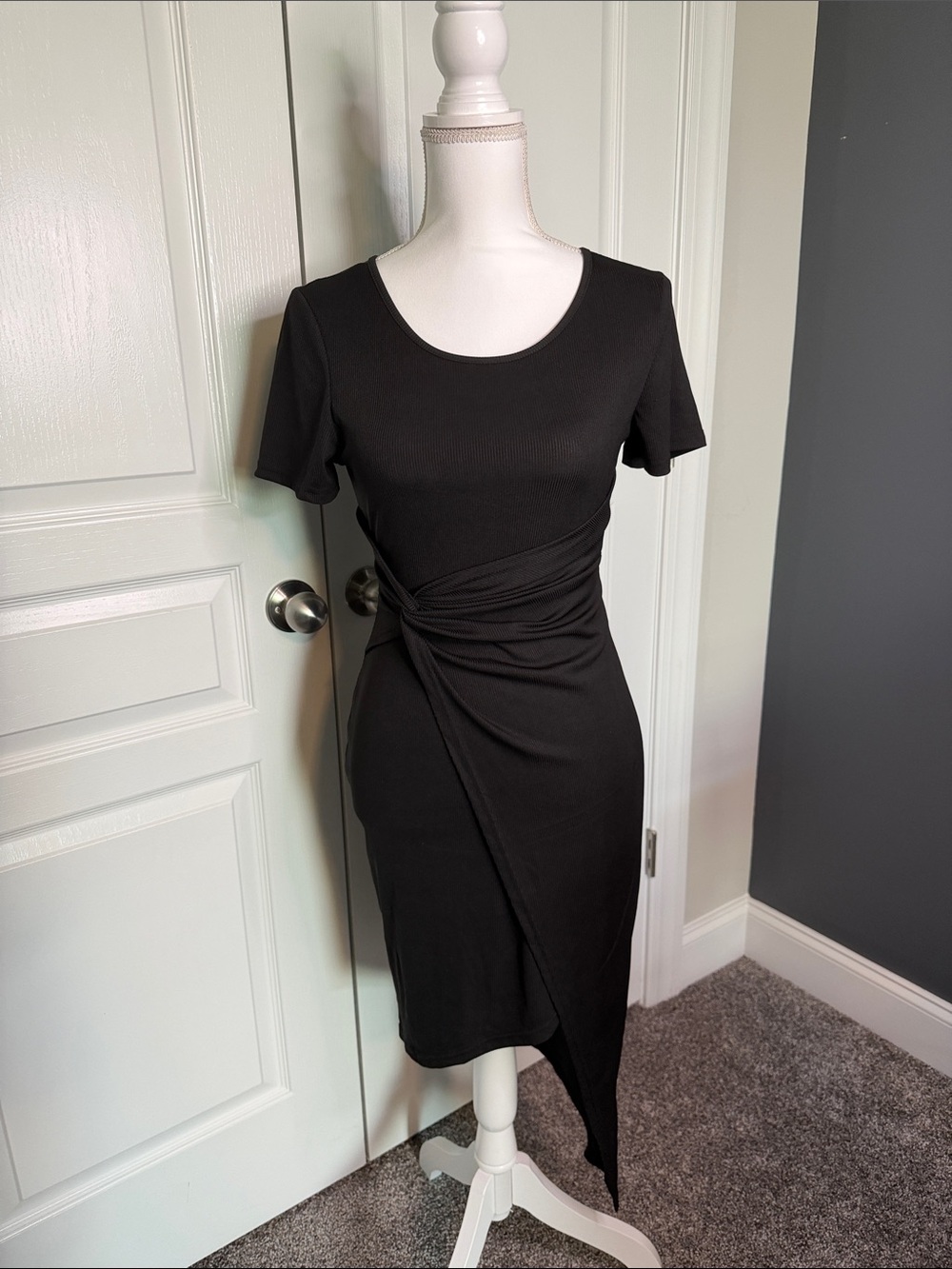 NWOT - Classic Black Twist-Waist Midi High low Dress